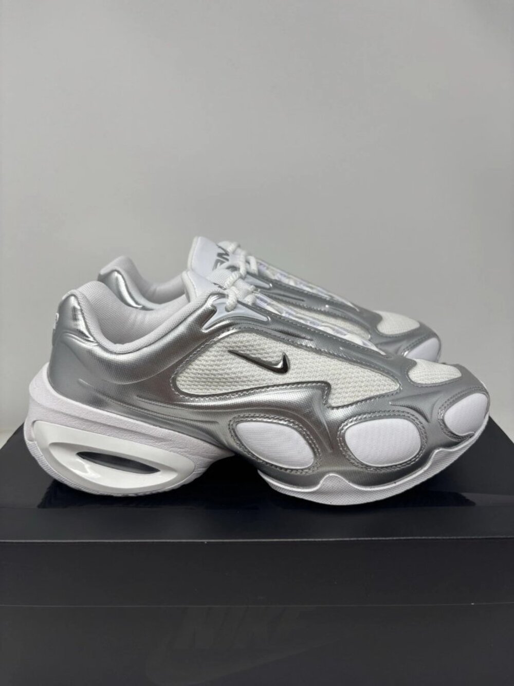 Women's Nike Air Max Muse Sneaker Shoes - White Metallic Silver FV1920-100